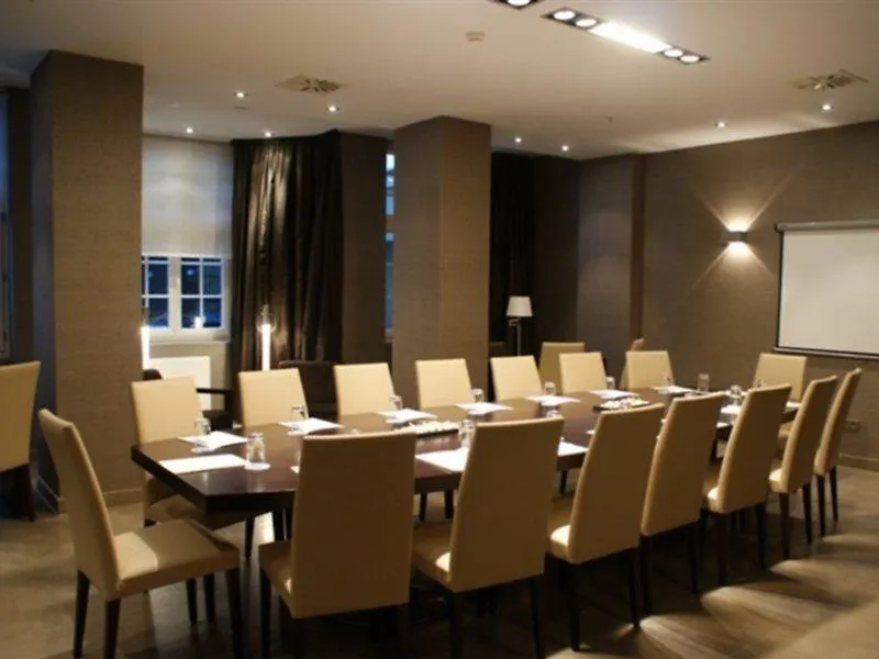 Hotel Nh Poznan