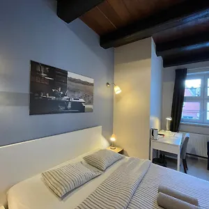 Lullaby Private Posen